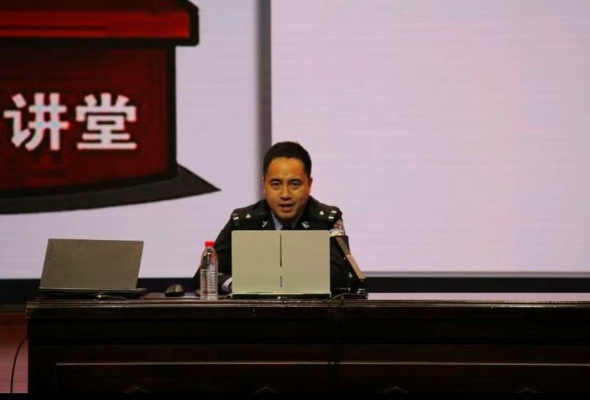 09d9fdf694a0318808ab89264eeb3fdf